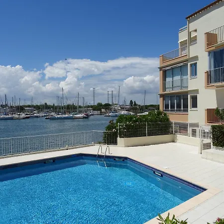 Languedoc Immobilier Vue Port Piscine Ae15 Апартаменты *